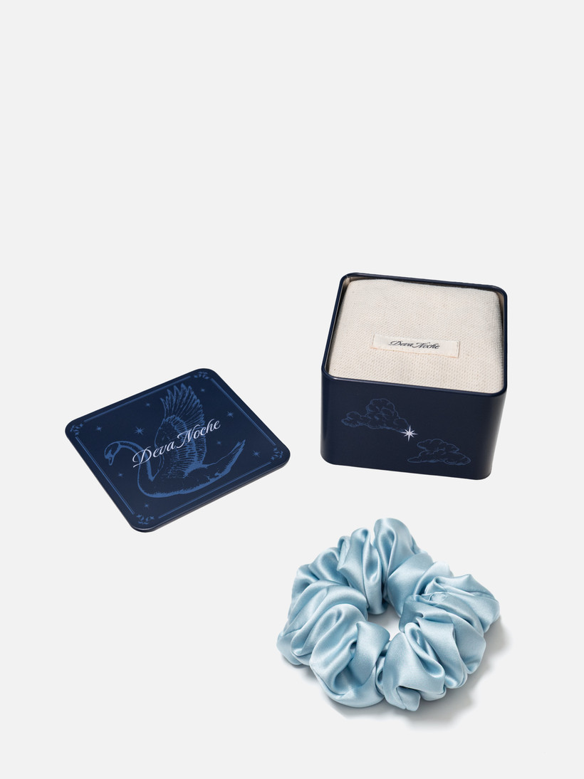 Большая шелковая резинка для волос SKY BLUE